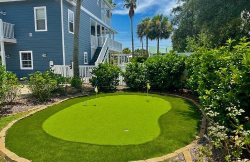 White's Gulfview House | Caribbean Breeze