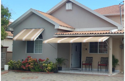 Caribbean Estates House | CARIBBEAN ESTATE 3 BEDROOM SUITE