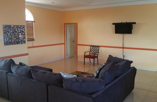 Caribbean Estates House | CARIBBEAN ESTATE 3 BEDROOM SUITE