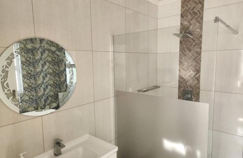 Port Edward Villa | Caribbean Estates Villa R&R