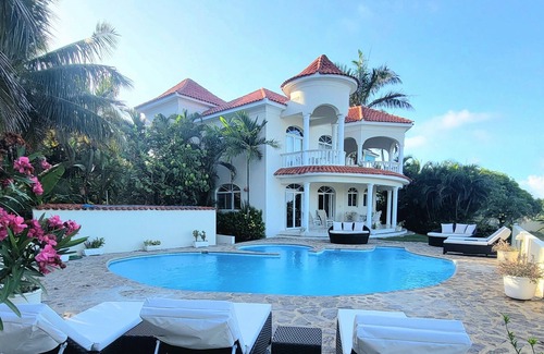 Cofresi Villa | Caribbean Luxury Villa - House of Mermaids ✅Ocean View ✅Private Pool ✅Full Staff
