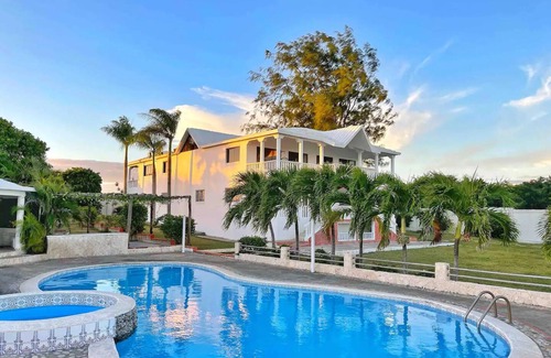 Sabana Palenque Villa | Caribbean Oceanview Villa Alia for 20 guests w/pool, bbq, basket