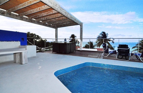 Parque Apartment | Caribbean Penthouse- Front Beach, Roof Pool, 8 max, 2 bed/2 bath, Generator
