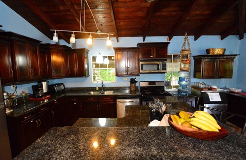 Sittee River Village Bed & Breakfast | Caribbean Shores b&b cozy and affordable!