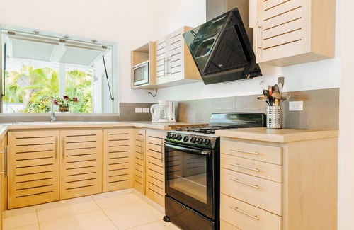 Las Terrenas House | Caribbean Villa/Private Jacuzzi Pool/200M Las Ballenas Beach/Free Wifi