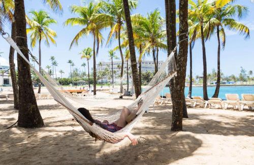 Puerta de Tierra Resort | Caribe Hilton