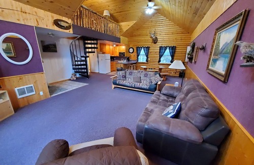 Island Park House | Caribou Crossing Cabin Yellowstone