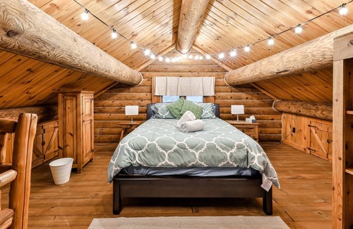 Wentworth-Nord Ski Chalet | Caribou du Lac - Secluded Lakefront Cottage