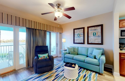 Sunnyside Resort | Carillon Beach Inn by Vacasa