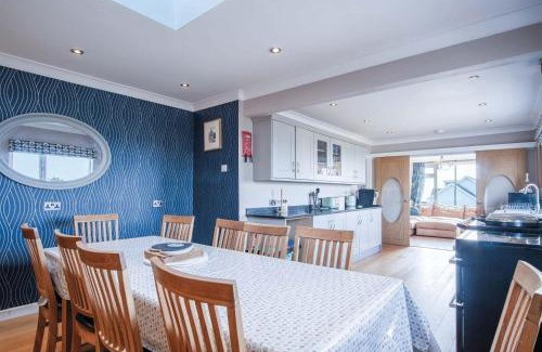Rhossili House | Carissima - 4 Bedroom House - Rhossili