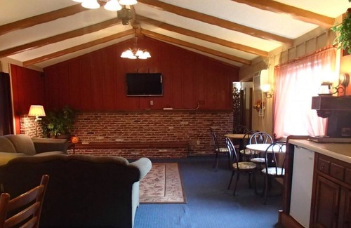 Carlinville Hotel | Carlin Villa Motel