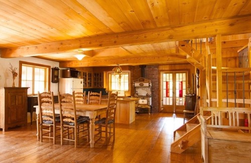Saint-Louis-de-Blandford House | Carlos House/directly on the river 160 year old country house.