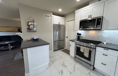 Carlsbad Village House | Carlsbad Village Beach House! Just Steps From The Sand And Village!