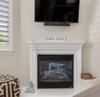 Carlsbad Village House | Carlsbad Village Escape 3-Bed 2,5-Bath steps from the beach