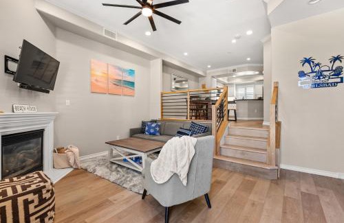 Carlsbad Village House | Carlsbad Village Escape 3-Bed 2,5-Bath steps from the beach