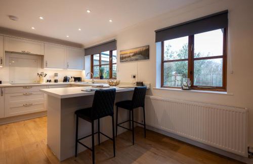 Martlesham Heath House | Carlton