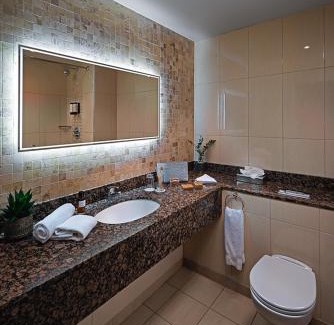 Turnapin Great Hotel | Carlton Hotel Dublin Airport