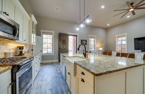 Eufaula Cottage | Carlton Landing Retreat w/Eufaula Lake Access!