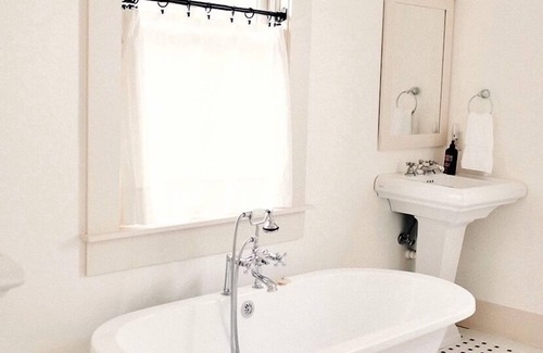 Eufaula Apartment | Carlton Landing! Stay at The Meeting House!