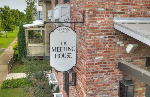 Eufaula Apartment | Carlton Landing! Stay at The Meeting House!