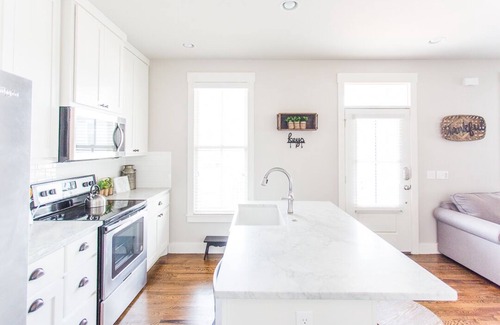 Eufaula House | Carlton Landing! Just a short walk to the beach!