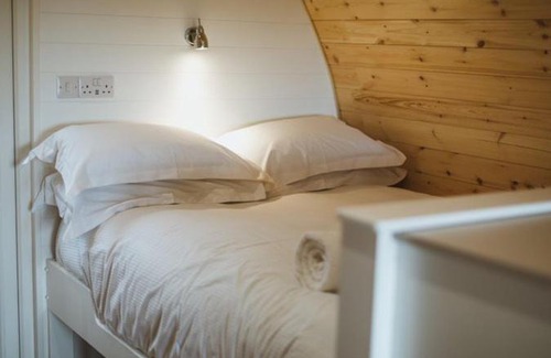 Mappleton Apartment | Carlton Manor pods