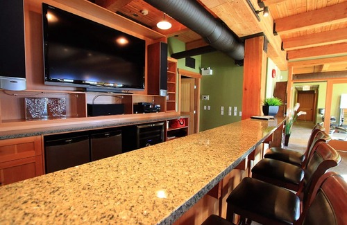 Blind Bay House | Carmel Beach Private Lodges - Unit #15. Second row, 3 bedroom unit.