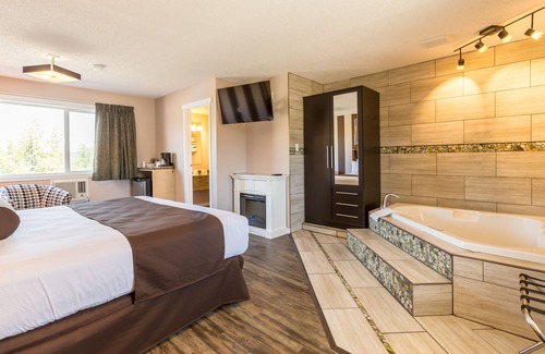 Prince George Hotel | Carmel Inn