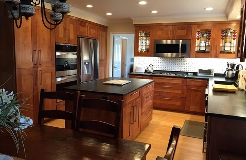 Rancho Rio Vista House | Carmel/Monterey Beautiful 3 Br 2.5 Bath Home In The Woods