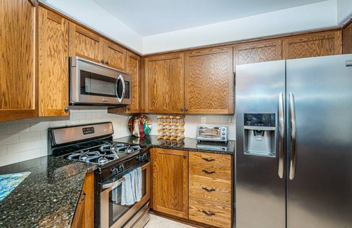 Carmel Mountain Ranch Condo | Carmel Mountain Condo- Pool and Panoramic Views!