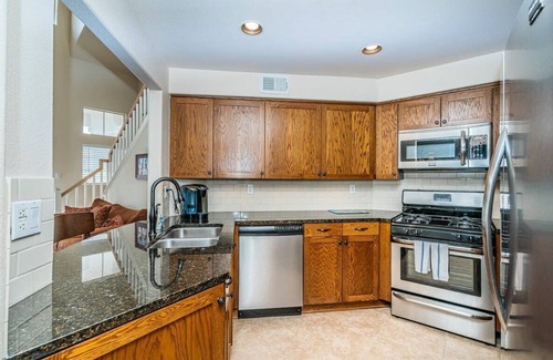 Carmel Mountain Ranch Condo | Carmel Mountain Condo- Pool and Panoramic Views!