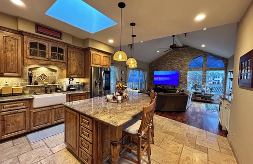 Carmel House | Carmel Oasis~Golfers Paradise~Exotic Cars~Exquisite Cuisine