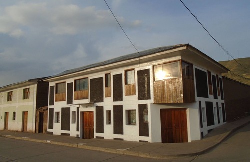 Yanaoca Cottage | Carmelita Family House.