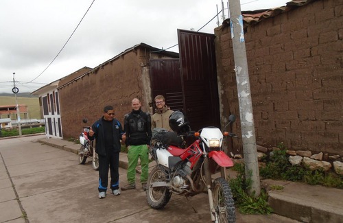 Yanaoca House | Carmelitas-Yanaoca Family House, Canas Cusco Peru Two rooms with three beds.