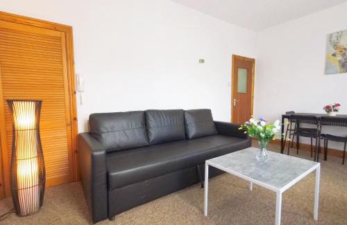 Wembley Central Apartment | Carnation Flat A in Wembley