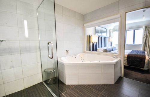 Blenheim Hotel | Carnmore Chateau Marlborough