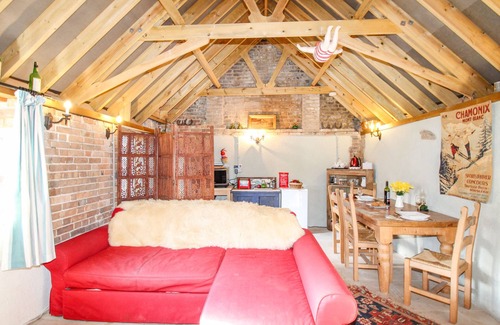 Owermoigne Cottage | CARNOTZE, pet friendly, character holiday cottage in Broadmayne