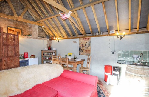 Owermoigne Cottage | CARNOTZE, pet friendly, character holiday cottage in Broadmayne