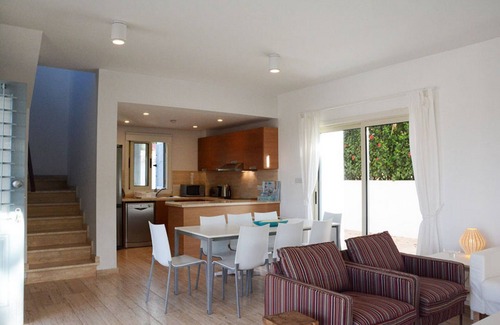 Latchi Villa | Carob Tree villa near The Centre