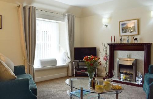Comrie House | Caroch Cottage