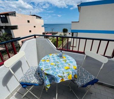 Roccalumera House | Carol Home