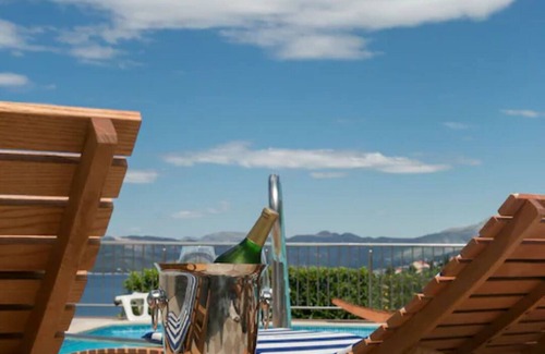 Cavtat Apartment | Carol Royal 2 Family Villa With Pool and Spectacular Sea View In Cavtat