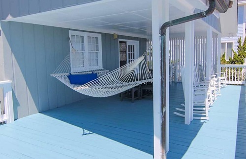 South End House | Carolina Breezy by Sea Scape Properties