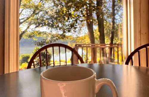 Mountain Rest House | Carolina Cottage- Private lakefront retreat in Mountain Rest, SC