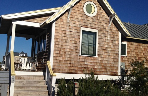 Bald Head Island Cottage | Carolina Moonshine @ BHI !Sparkle & Shine On @ BHI Marina
