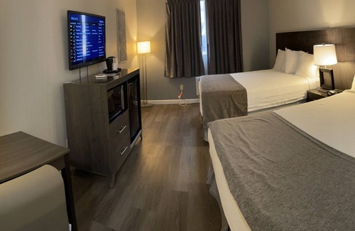 Pinebluff Hotel | Carolina Pine Inn