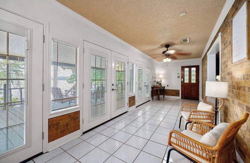 Boyce House | Caroline Pointe Hideaway a peaceful retreat on Cotile Lake in Central Louisiana