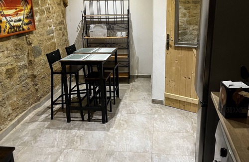 Caromb Apartment | Caromb apartment near Ventoux