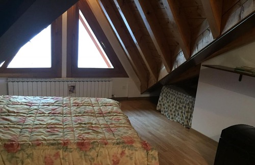 Carona Apartment | Carona: Pretty house for families on the ski slopes with 6 beds)