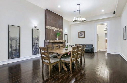 Faubourg Lafayette Apartment | Carondelet Street Luxury Suites